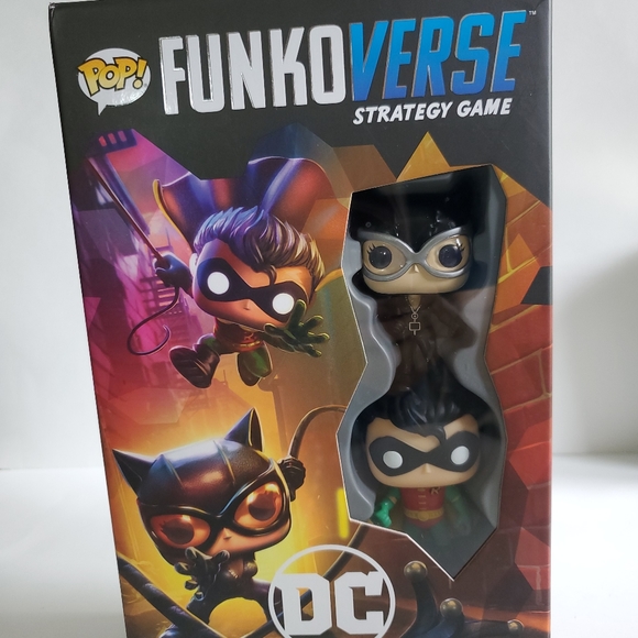 POP FUNKOVERSE STRATEGY GAME DC 101 AGES 10+ 2 PLA - Picture 1 of 4